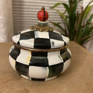 Authentic MacKenzie-Childs Retired Courtly Check enamel pot